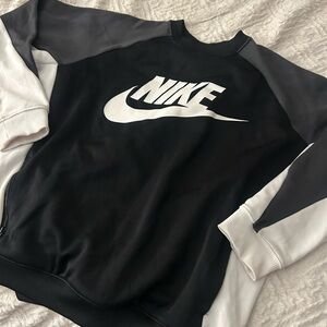 Nike Black and Gray Pullover